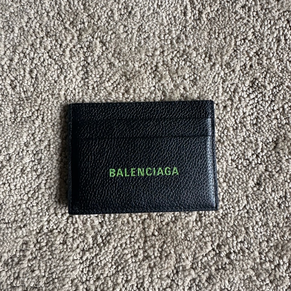 SOLD/BN Authentic Balenciaga Black Card Holder